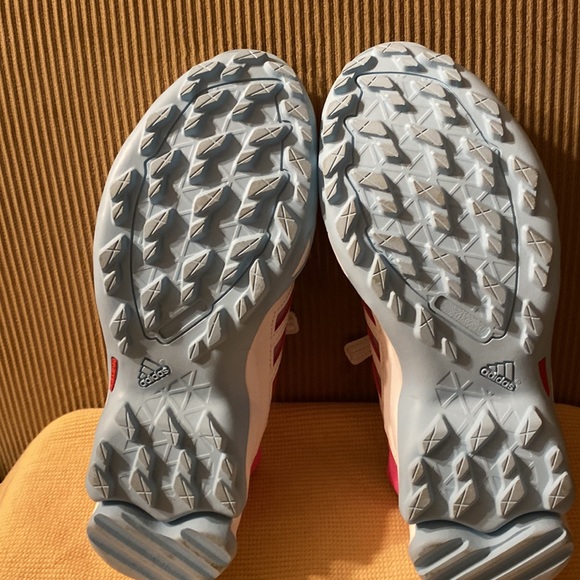 Girl’s Adidas Terrex Sneakers - Picture 8 of 11